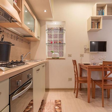 Coronari Central Apartment Rzym Zewnętrze zdjęcie