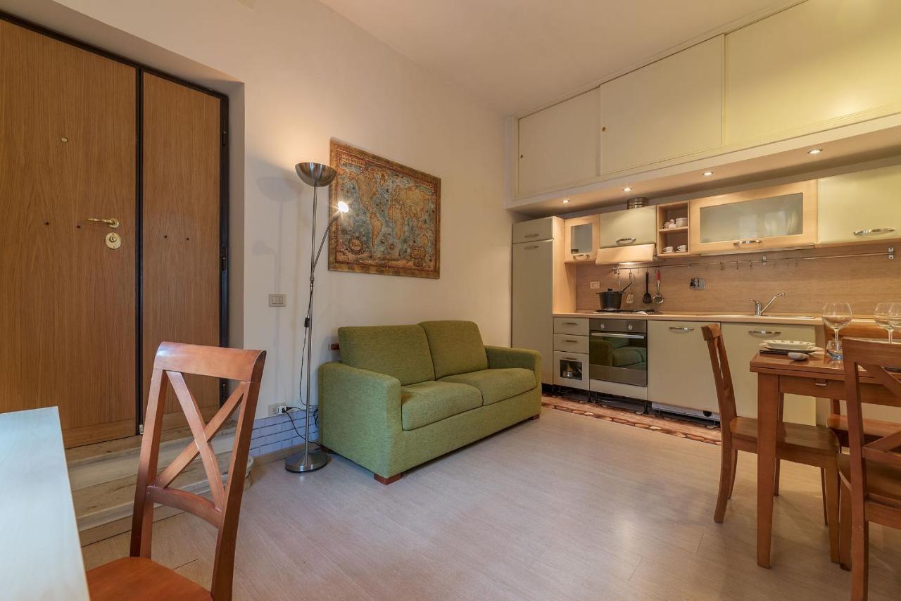 Coronari Central Apartment Rzym Zewnętrze zdjęcie